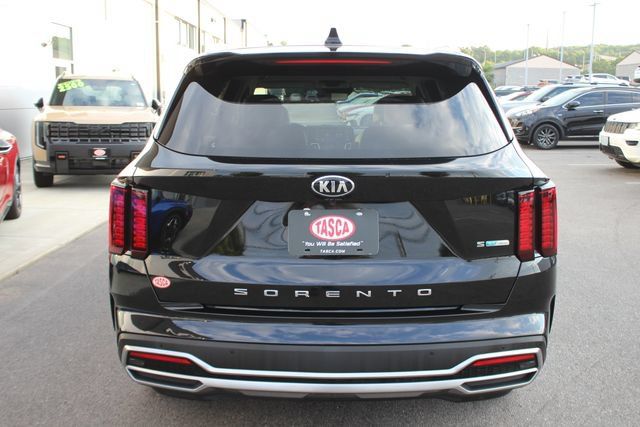 Used 2021 Kia Sorento S FWD image 28