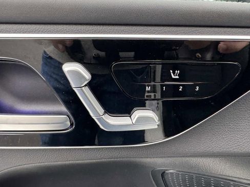 Certified 2025 Mercedes-Benz GLC 300 4MATIC image 18