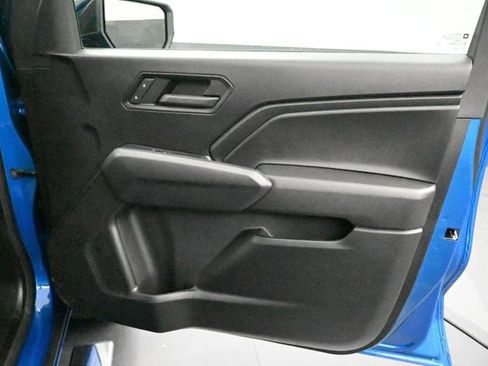 Used 2024 Chevrolet Colorado Trail Boss AWD/4WD image 27