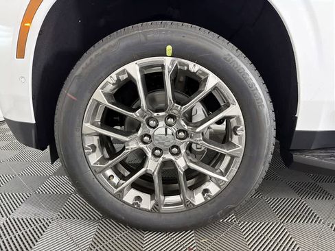 New 2026 GMC Yukon Elevation image 17