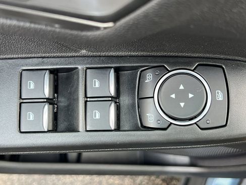 Used 2023 Ford Escape SE w/ Class II Trailer Tow Package image 12