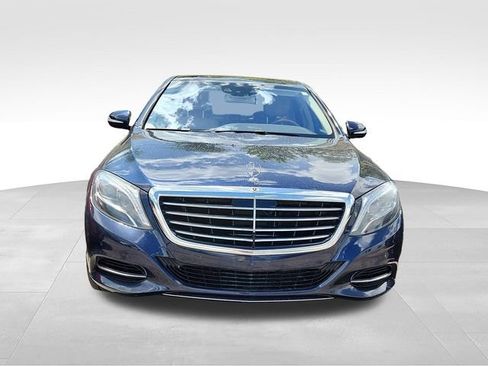Used 2017 Mercedes-Benz S 550 4MATIC Sedan image 2