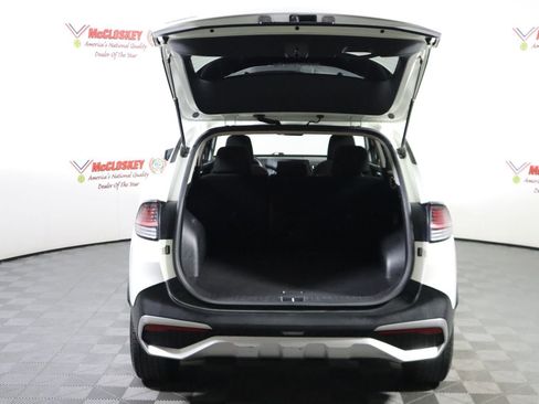 Used 2023 Kia Sportage LX image 13