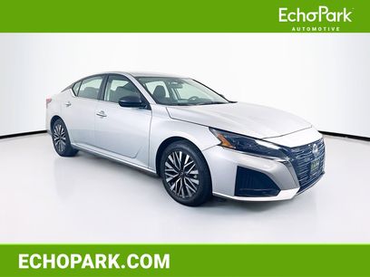 Used 2024 Nissan Altima 2.5 SV