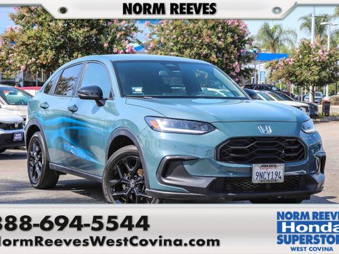 Used 2024 Honda HR-V Sport image 1