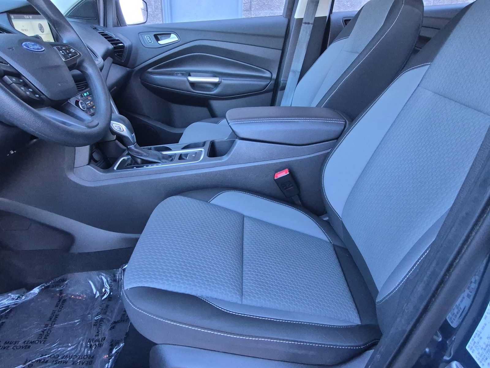 Used 2019 Ford Escape SE FWD image 16
