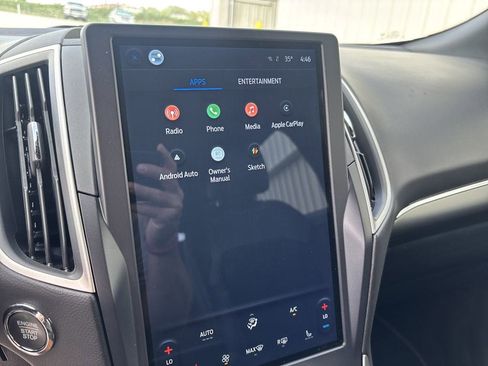 Used 2022 Ford Edge ST-Line image 32