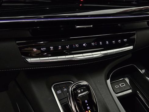 Used 2023 Cadillac Escalade ESV Sport w/ LPO, ONYX Package RWD image 15