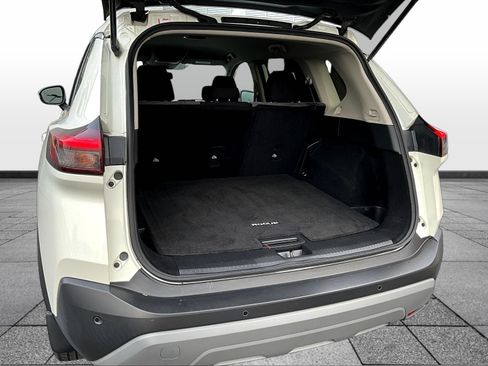 Used 2023 Nissan Rogue SV AWD/4WD image 9