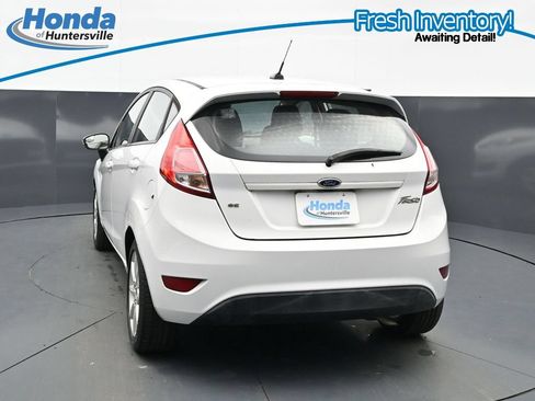 Used 2016 Ford Fiesta SE w/ Equipment Group 201A FWD image 8