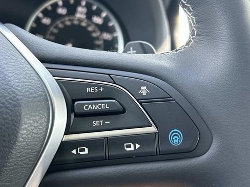 Certified 2025 INFINITI QX50 Luxe AWD/4WD image 28
