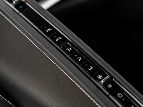 Used 2024 Chevrolet Corvette Z06 image 21