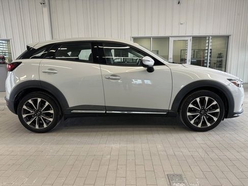 Used 2019 MAZDA CX-3 Grand Touring image 2