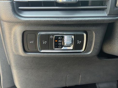 Certified 2024 Lincoln Corsair AWD w/ Equipment Group 101A image 26