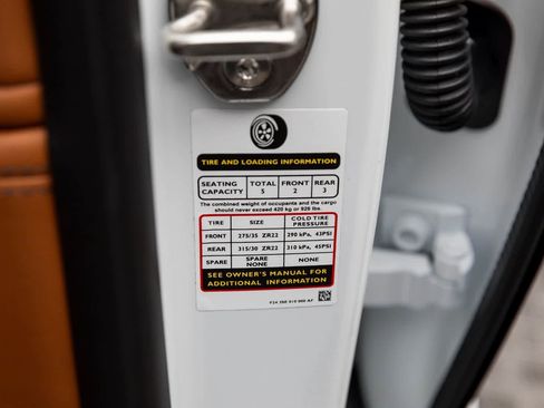 Used 2023 Bentley Flying Spur W12 image 33