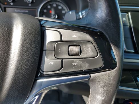 Used 2022 Buick Enclave Essence w/ Experience Buick Package image 30