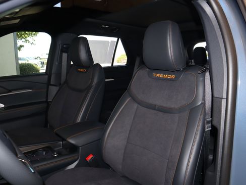 New 2026 Ford Explorer Tremor w/ Tremor Ultimate Package AWD/4WD image 32