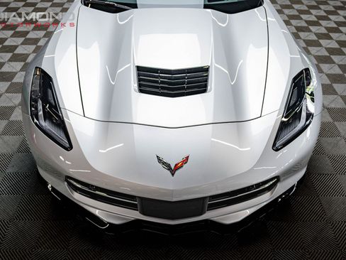 Used 2019 Chevrolet Corvette Stingray Coupe RWD image 28