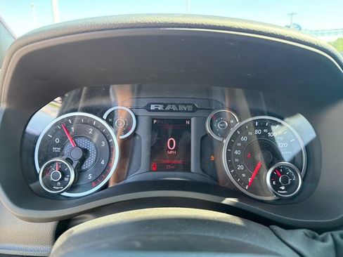 New 2026 RAM 3500 Big Horn AWD/4WD image 19