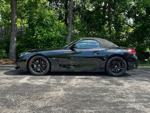 Used 2025 BMW Z4 M40i w/ Edition RWD image 5
