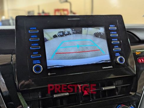 Used 2022 Toyota Camry SE image 18