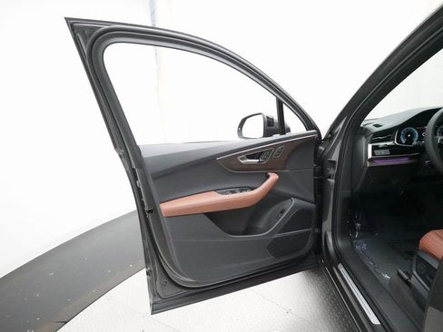Used 2025 Audi Q7 2.0T Premium Plus w/ Premium Plus Package image 16