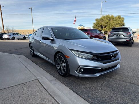 Used 2020 Honda Civic Touring image 5