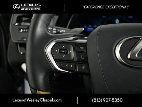 Used 2025 Lexus RX 350 Premium image 34