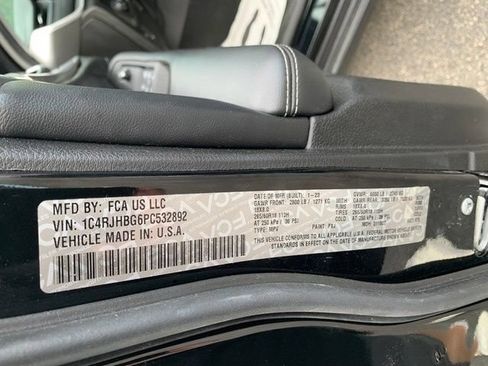 Certified 2023 Jeep Grand Cherokee Limited AWD/4WD image 24