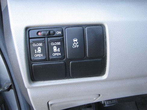 Used 2012 Honda Odyssey EX image 23