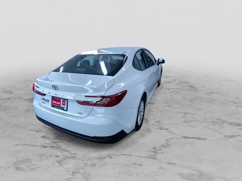 Used 2025 Toyota Camry LE image 10