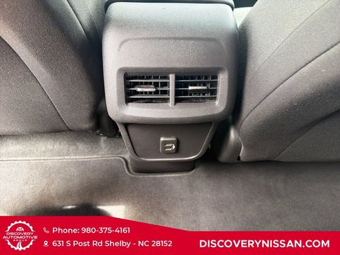 Used 2024 Chevrolet Equinox LT AWD/4WD image 33