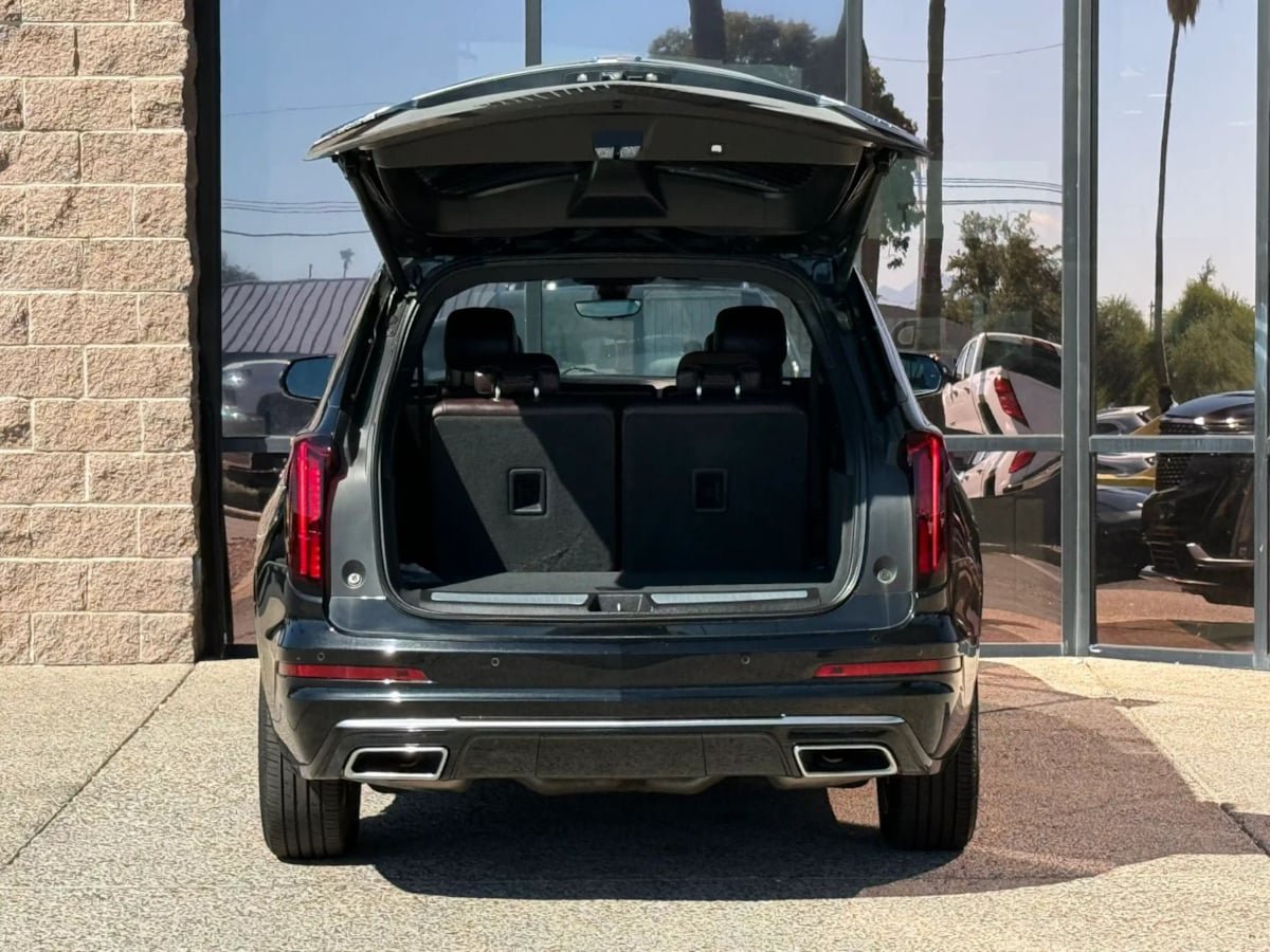 Used 2020 Cadillac XT6 Premium Luxury FWD image 30