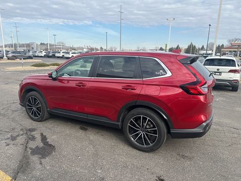 Used 2024 Honda CR-V EX image 3