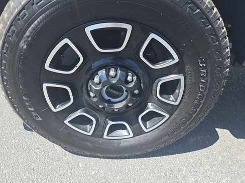 Used 2025 Ford F350 Platinum AWD/4WD image 42