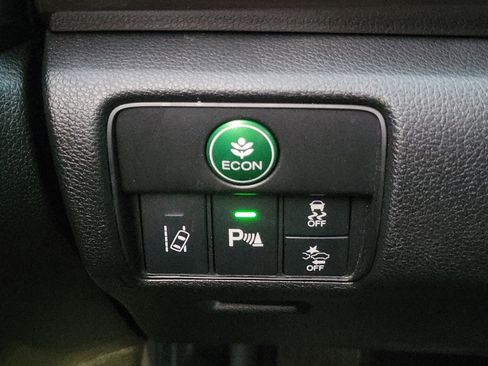 Used 2017 Honda Accord Touring image 23