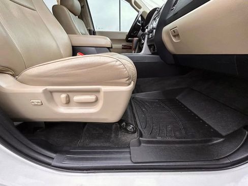 Used 2013 Toyota Sequoia Platinum image 41