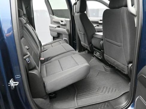 Used 2023 Chevrolet Silverado 1500 LT AWD/4WD image 13