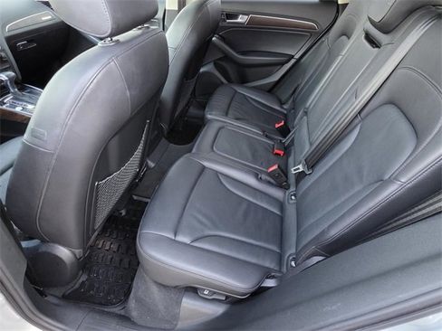 Used 2014 Audi Q5 2.0T Premium Plus w/ Premium Plus Package image 9