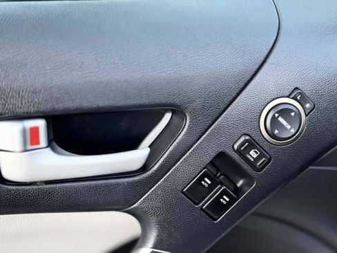 Used 2014 Hyundai Genesis 2.0T RWD image 40