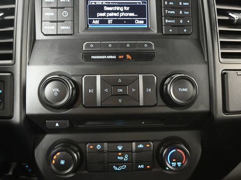 Used 2017 Ford F150 XL w/ Equipment Group 101A Mid AWD/4WD image 27