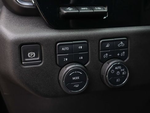 Used 2024 Chevrolet Silverado 2500 LTZ w/ LTZ Plus Package AWD/4WD image 25