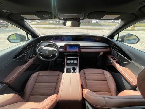 New 2026 Lincoln Nautilus Reserve image 17