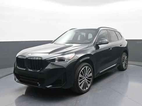 Used 2023 BMW X1 xDrive28i w/ Premium Package AWD/4WD image 1