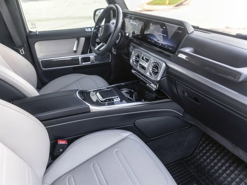 Used 2025 Mercedes-Benz G 550 image 50