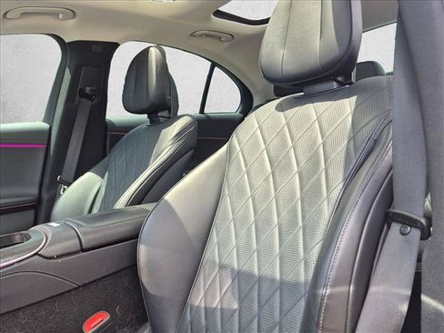 Used 2024 Mercedes-Benz E 350 4MATIC Sedan image 10