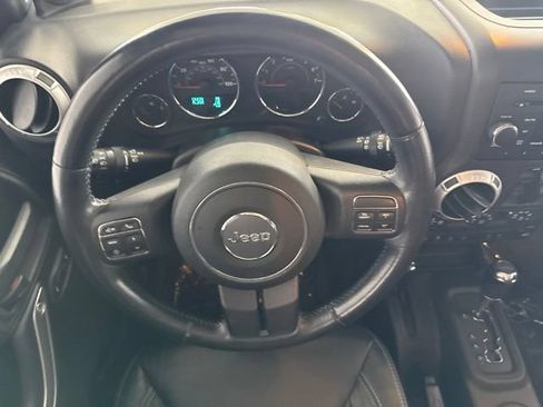 Used 2013 Jeep Wrangler Unlimited Sahara w/ Mopar Chrome Edition Group AWD/4WD image 23