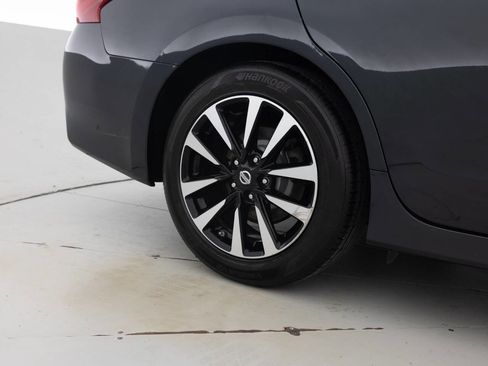 Used 2018 Nissan Altima 2.5 SV image 21