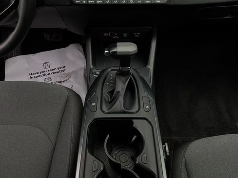 Used 2025 Kia K4 FWD image 14