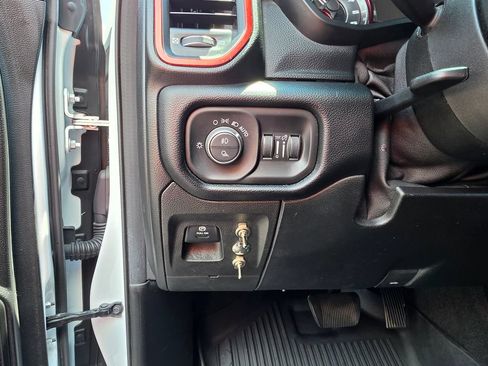 Used 2019 RAM 1500 Rebel AWD/4WD image 15
